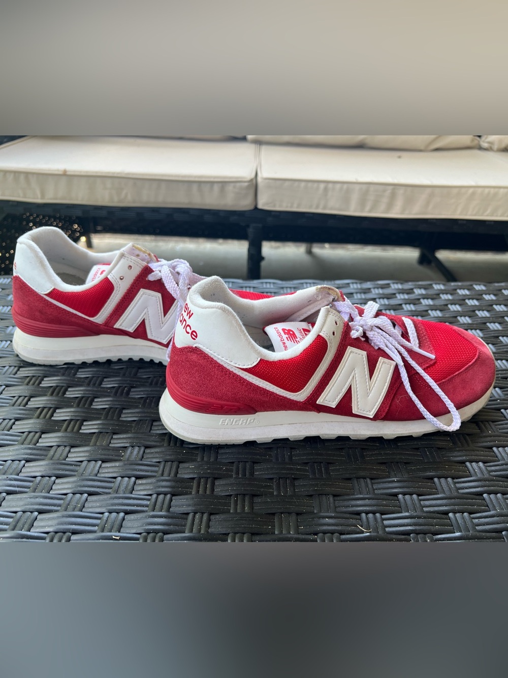 NB 574 classic red sneakers